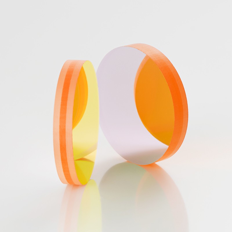 什么是陪鍍片？它對濾光片的測試有哪些作用？