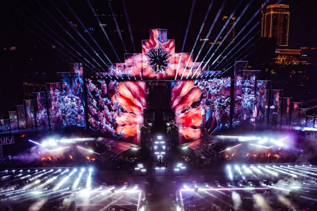 現(xiàn)階段舞臺激光的光學(xué)鏡片應(yīng)用分析